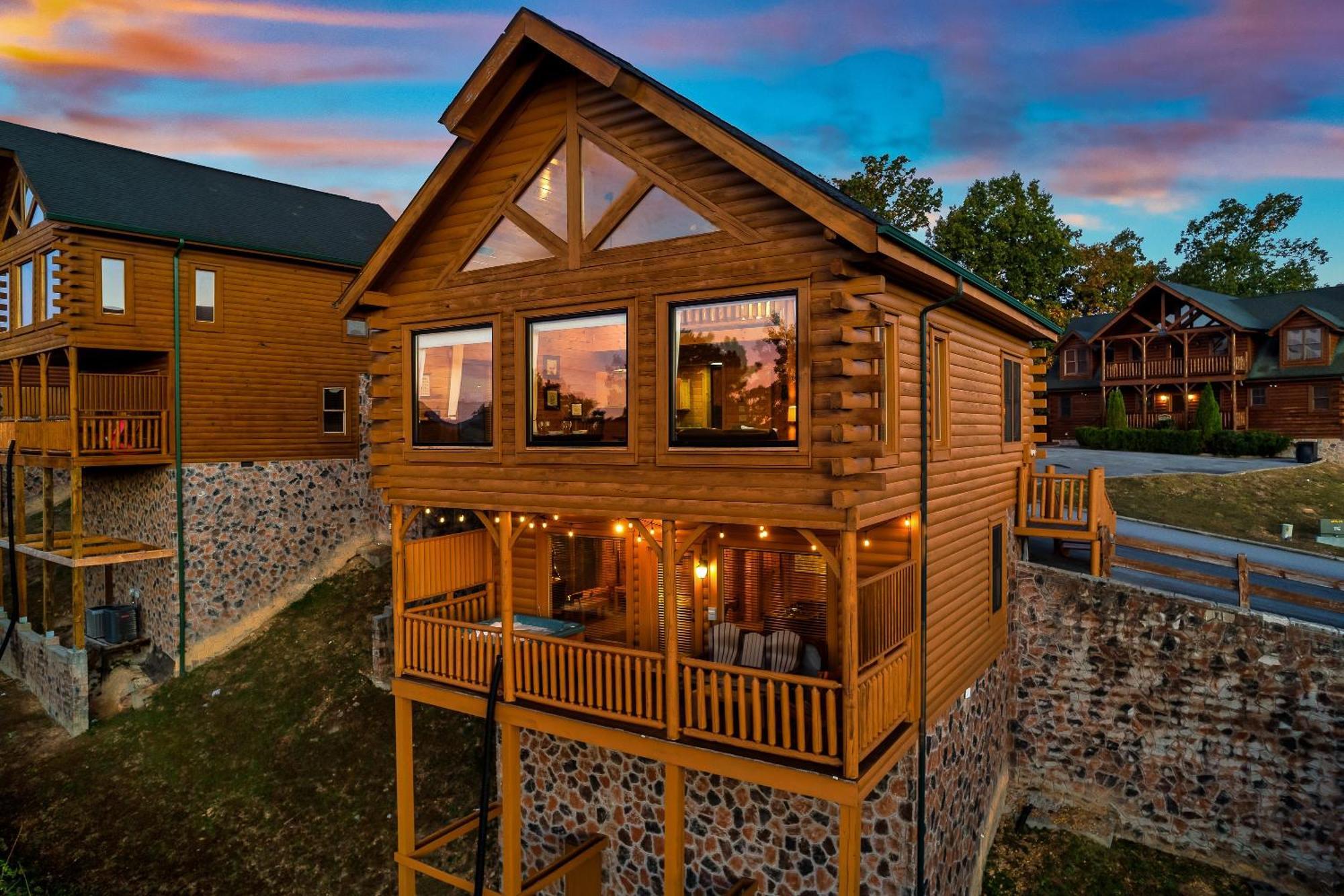 Epic Mountain Views, Hot Tub, Game Room, Sleeps 10 Sevierville Exterior foto